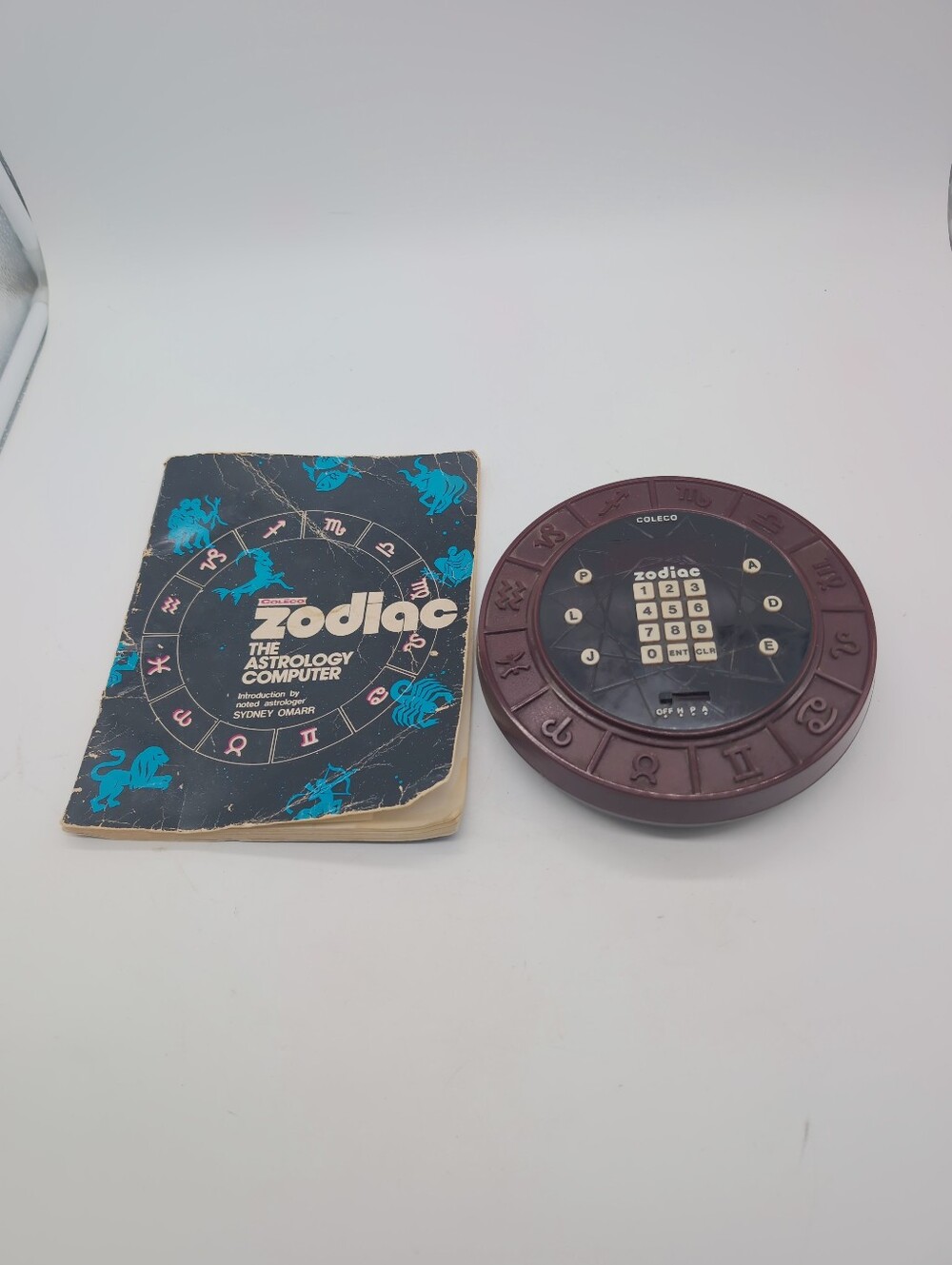 Vintage 1979 Coleco Zodiac Astrology Computer Game Sydney Omarr Booklet Tested